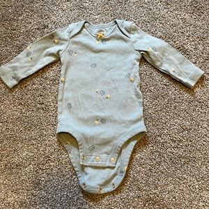 Carters long sleeve onesie size 3m